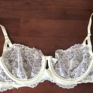 Victoria Secret Swarovski Bra
